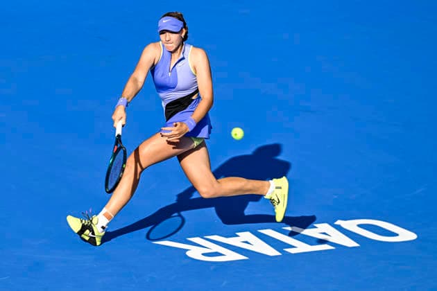 February 11, 2026, Doha, Qatar: Mirra Andreeva of Russia plays against Victoria Mboko of Canada (not in view) during the round of 16 match at the WTA, Tennis Damen Qatar TotalEnergies Open 2026 tennis tournament at the Khalifa International Tennis Complex. Victoria Mboko won against Mirra Andreeva 6-3,3-6,7-6? WTA Qatar TotalEnergies Open 2026-Round Of 16 In Doha - 11 Feb 2026  - ZUMAs197 20260211_aaa_s197_166 Copyright: xNoushadxVariyattiyakkalx
