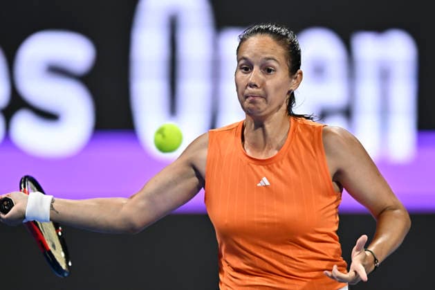 WTA, Tennis Damen QATAR TOTALENERGIES OPEN 2026-ROUND OF 16 Daria Kasatkina of Australia competes in her round of 16 match against Iga Swiatek of Poland during the WTA Qatar TotalEnergies Open 2026 tennis tournament at the Khalifa International Tennis Complex in Doha, Qatar, on February 11, 2026. ¨ ¨¨ DOHA Qatar Copyright: xNOUSHADx