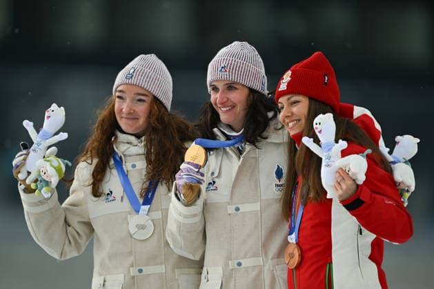 February 11, 2026, Anterselva, Bolzano, Italy: Jeanmonnot Lou from France,Simon Julia from France, Hristova Lora from Bulgaria during the Winter Olympic Games, Olympische Spiele, Olympia, OS Milano Cortina 2026, in Anterselva Biathlon Arena , on February 11 2026, in Cortina, Italy Anterselva Italy - ZUMAm345 20260211_oly_m345_051 Copyright: xFedericoxManonix