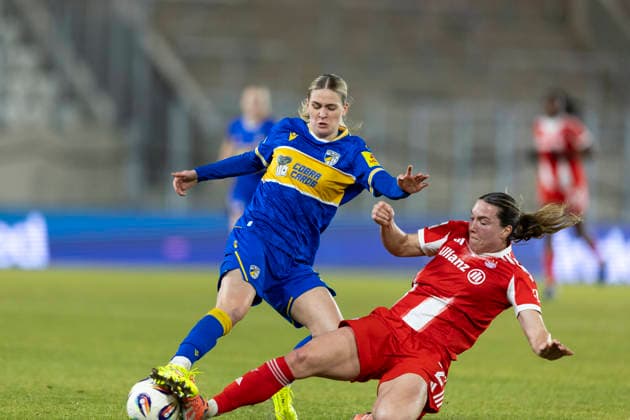Google Pixel Womens Bundesliga FC Carl Zeiss Jena vs FC Bayern Munich Jena 11 02 2026 Melina Reuter 7 FC Carl Zeiss Jena vs Vanessa Gilles 2 FC Bayern Munich Google Pixel Womens Bundesliga FC Carl Zeiss Jena vs FC Bayern Munich ad hoc arena at Ernst Abbe Sportfeld 11 02 2026 DFB REGULATIONS PROHIBIT ANY USE OF PHOTOGRAPHS AS IMAGE SEQUENCES AND OR QUASI VIDEO Copyright: xBEAUTIFULxSPORTS Duehringx