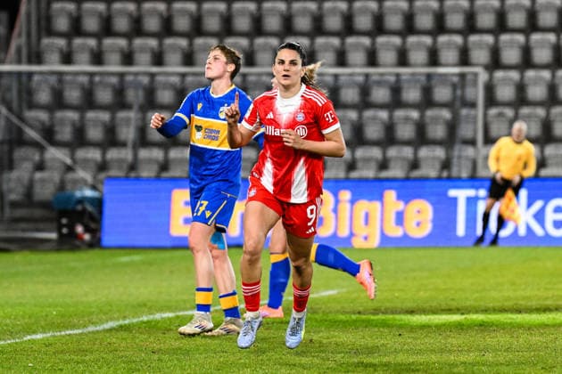 Soccer I Women I Season 2025 2026 I Bundesliga I 16 Matchday I FC Carl Zeiss Jena FC Bayern Munich I 11 02 2026 Goal celebration Jovana Damnjanovic 9, FC Bayern Munich after the goal for 2 0 Jena Ernst Abbe Sportfeld, ad hoc Arena Thüringen Germany Copyright: xLobeca InesxHähnelx