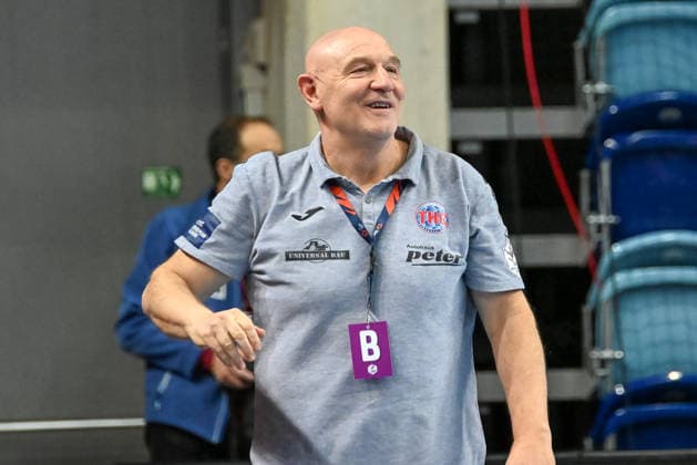Herbert Mueller Thueringer HC, Coach VfL Oldenburg vs Thueringer HC, ALSCO Handball Bundesliga Women, Matchday 17, Season 2025 2026, 11 02 2026, VfL Oldenburg vs Thueringer HC, ALSCO Handball Bundesliga Women, Matchday 17, Season 2025 2026, 11 02 2026 Oldenburg Copyright: xEibner-Pressefoto RobertxGertzenx EP_RGN