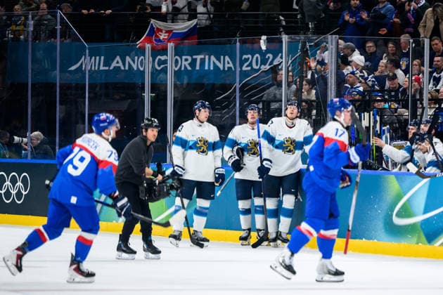 260211 Players of Finland look dejected after 3-1 in the men s Ice hockey, Eishockey game between Slovakia and Finland during day 5 of the 2026 Winter Olympics on February 11, 2026 in Milan. Photo: Carl Sandin BILDBYRAN kod CS CS0869 ishockey ice hockey Olympic Games, Olympische Spiele, Olympia, OS olympics winter olympics os ol olympiska spel vinter-os olympiske leker milano cortina 2026 milan cortina 2026 milano cortina 2026 olympic games milano cortina 2026 winter olympic games milano cortina-os milano cortina-ol vinter-ol 5 bbeng slovakia slovakien finland depp *** 260211 Players of Finland look dejected after 3 1 in the men s ice hockey game between Slovakia and Finland during day 5 of the 2026 Winter Olympics on February 11, 2026 in Milan Photo Carl Sandin BILDBYRAN kod CS CS0869 ishockey ice hockey olympic games olympics winter olympics os ol olympiska spel vinter os olympiske leker milano cortina 2026 milan cortina 2026 milano cortina 2026 olympic games milano cortina 2026 winter olympic games milano cortina os milano cortina ol vinter ol 5 bbeng slovakia slovakien finland depp  Copyright: CARLxSANDIN BB260211CS096