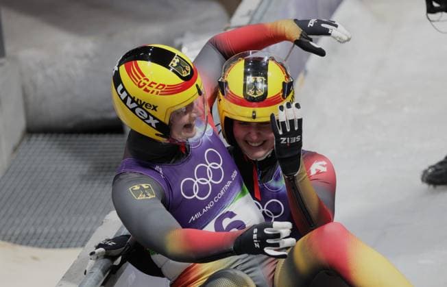 GER Damen Doppelsitzer mit Dajana EITBERGER und Magdalena MATSCHINA (RC Ilmenau SV Bad Feilenbach), 2.Platz, 2nd place. Rodeln Doppelsitzer. Olympische Winterspiele 2026. 11.2.2026, Sliding Center, Cortina, Italien. Quelle Copyright Credit : Oryk HAIST *** GER Womens Doubles with Dajana EITBERGER and Magdalena MATSCHINA RC Ilmenau SV Bad Feilenbach , 2nd place, 2nd place Luge Doubles Olympic Winter Games 2026 11 2 2026, Sliding Center, Cortina, Italy Source Copyright Credit Oryk HAIST xOLY-ROD-LUG05x