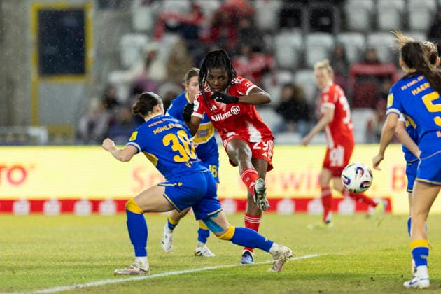 Google Pixel Womens Bundesliga FC Carl Zeiss Jena vs FC Bayern Munich Jena 11 02 2026 Edna Imade 29 FC Bayern Munich vs Elena Mühlemann 30 FC Carl Zeiss Jena Google Pixel Womens Bundesliga FC Carl Zeiss Jena vs FC Bayern Munich ad hoc arena at Ernst Abbe Sportfeld 11 02 2026 DFB REGULATIONS PROHIBIT ANY USE OF PHOTOGRAPHS AS IMAGE SEQUENCES AND OR QUASI VIDEO Copyright: xBEAUTIFULxSPORTS Duehringx