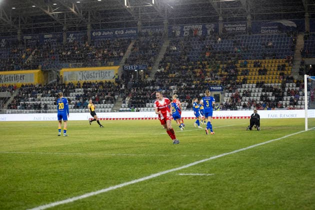 Google Pixel Womens Bundesliga FC Carl Zeiss Jena vs FC Bayern Munich Jena 11 02 2026 Goal by Georgia Stanway 31 FC Bayern Munich Google Pixel Womens Bundesliga FC Carl Zeiss Jena vs FC Bayern Munich ad hoc arena at Ernst Abbe Sportfeld 11 02 2026 DFB REGULATIONS PROHIBIT ANY USE OF PHOTOGRAPHS AS IMAGE SEQUENCES AND OR QUASI VIDEO Copyright: xBEAUTIFULxSPORTS Duehringx