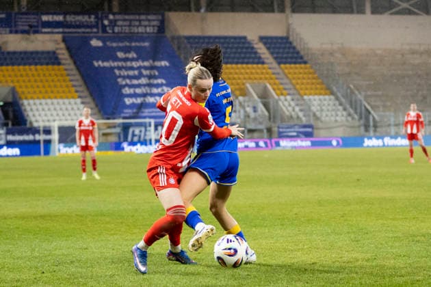 Google Pixel Womens Bundesliga FC Carl Zeiss Jena vs FC Bayern Munich Jena 11 02 2026 Franziska Kett 20 FC Bayern Munich vs Suya Haering 5 FC Carl Zeiss Jena Google Pixel Womens Bundesliga FC Carl Zeiss Jena vs FC Bayern Munich ad hoc arena at Ernst Abbe Sportfeld 11 02 2026 DFB REGULATIONS PROHIBIT ANY USE OF PHOTOGRAPHS AS IMAGE SEQUENCES AND OR QUASI VIDEO Copyright: xBEAUTIFULxSPORTS Duehringx