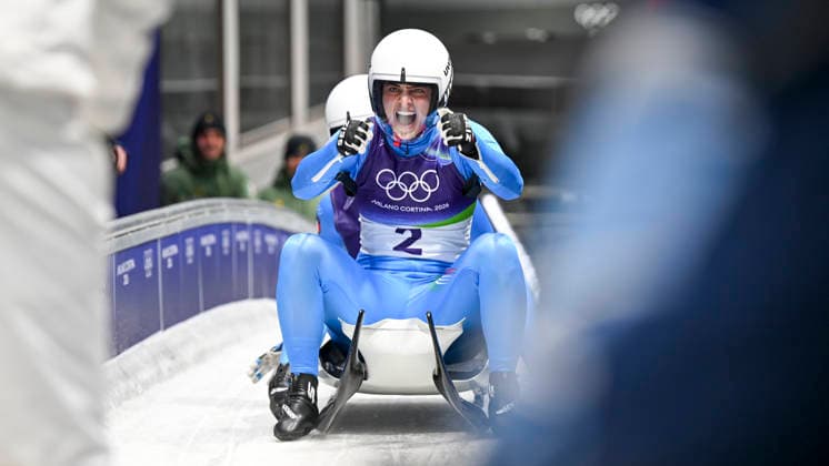 OLYMPICS - Winter Olympic Games, Olympische Spiele, Olympia, OS Milano Cortina 2026 CORTINA D AMPEZZO,ITALY,11.FEB.26 - OLYMPICS, LUGE - Winter Olympic Games Milano Cortina 2026, women, doubles. Image shows the rejoicing of Andrea Voetter and Marion Oberhofer (ITA).  GEPAxpictures xAlexanderxSolc