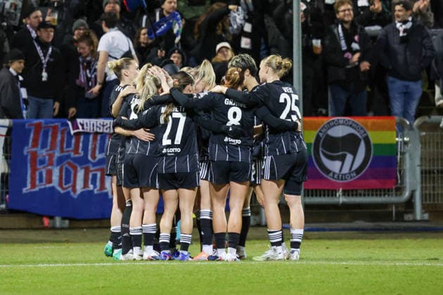 11 02 2026, xgrfx, Football UEFA Women s Europa Cup 1 4 Final, Eintracht Frankfurt FC Nordsjaelland v l Tor, Rebecka Blomqvist Eintracht Frankfurt DFL DFB REGULATIONS PROHIBIT ANY USE OF PHOTOGRAPHS as IMAGE SEQUENCES and or QUASI VIDEO Stadion am Brentanobad