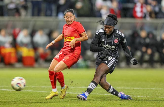 GER, Frankfurt, Eintracht Frankfurt vs FC Nordsjaelland, European Cup, Football, UEFA, Season 2024 2026, Stadion am Brentanobad, Quarter-final, First leg in the picture from l Simone Andersen FC Nordsjaelland Women 17 , Nicole Anyomi Eintracht Frankfurt Women 19 , Goal shot DFB DFL REGULATIONS PROHIBIT ANY USE OF PHOTOGRAPHS AS IMAGE SEQUENCES AND OR QUASI VIDEO, 11 02 2026 Copyright: HMBxMedia HendrikxHamelau