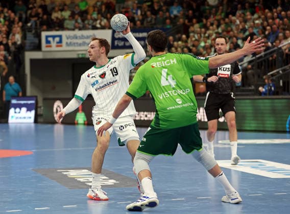 11 02 2026, xovx, Handball Daikin Handball Bundesliga, HSG Wetzlar Füchse Berlin v l Mathias Gidsel Füchse Berlin , Filip Vistorop HSG Wetzlar Wetzlar Buderus Arena Hessen Germany EN