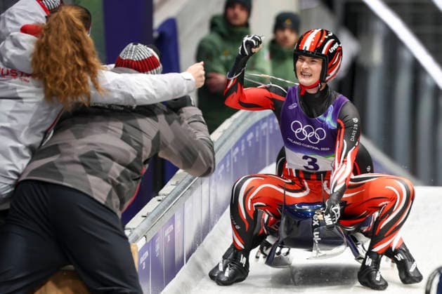 OLYMPICS - Winter Olympic Games, Olympische Spiele, Olympia, OS Milano Cortina 2026 CORTINA D AMPEZZO,ITALY,11.FEB.26 - OLYMPICS, LUGE - Winter Olympic Games Milano Cortina 2026, women, doubles. Image shows the rejoicing of Selina Egle and Lara Michaela Kipp (AUT).  GEPAxpictures xMaticxKlansek