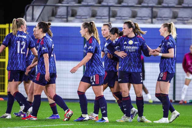 260211 UWCL OH Leuven vs Arsenal Arsenal players celebrating the goal of Olivia Smith (15) of Arsenal (0-2) during the soccer match between OH Leuven (BEL) and Arsenal (ENG), KO play offs first leg, 2025-2026 season of UEFA Womens Champions League , on Wednesday 11 February 2026 in LEUVEN , Belgium . PHOTO SPORTPIX Sevil Oktem LEUVEN DEN DREEF Vlaams-Brabant Belgium  Copyright: xSportpix.bex xSevilxOktemxSevilxOktemx