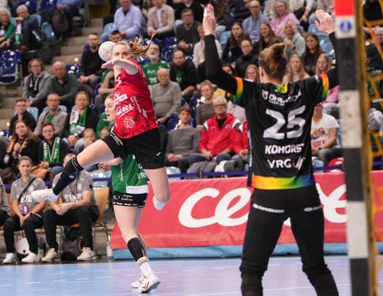 Handball I Women I Season 2025 2026 I 1 HBF I 17 Matchday I VFL Oldenburg Thüringer HC I 11 02 2026 Anna Szabo 26, Thüringer HC v Madita Kohorst 25, VfL Oldenburg Oldenburg Small EWE Arena Lower Saxony Germany Copyright: xLobeca JonasxBoningx