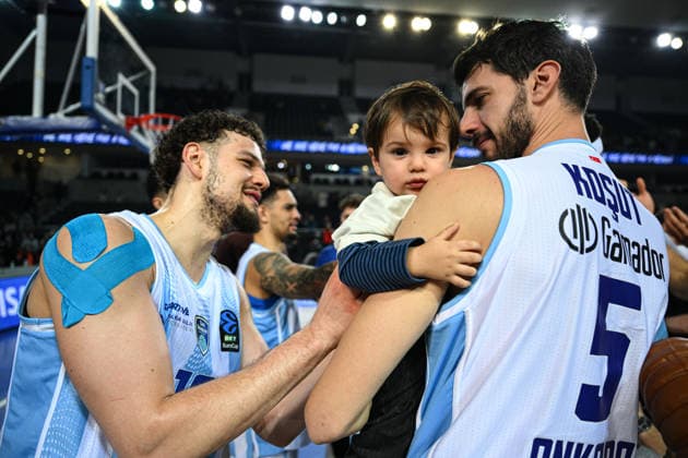 Turk Telekom v Niners Chemnitz - BKT EuroCup ANKARA, TURKIYE - FEBRUARY 11: Players of Turk Telekom Erdem Can celebrate after they won the BKT EuroCup Basketball match against Niners Chemnitz in Ankara, Turkiye on February 11, 2026. Akin Celiktas Anadolu Ankara Turkey. Editorial use only. Please get in touch for any other usage.  Copyright: x2026xAnadoluxAkinxCeliktasx