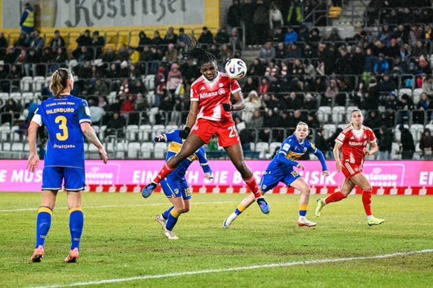 Soccer I Women I Season 2025 2026 I Bundesliga I Matchday 16 I FC Carl Zeiss Jena FC Bayern Munich I 11 02 2026 Goal by Edna Imade 29, FC Bayern Munich rises for a header and heads in for 6 0 Jena Ernst Abbe Sportfeld, ad hoc Arena Thüringen Germany Copyright: xLobeca InesxHähnelx