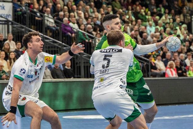 Stefan Cavor HSG Wetzlar, 77 vs Max Darj Fuechse Berlin, 05 , Matthes Langhoff Fuechse Berlin, 25 GER, HSG Wetzlar vs Fuechse Berlin, Handball, 1 Bundesliga Men, Matchday 20, Season 2025 2026, 11 02 2026 GER, HSG Wetzlar vs Fuechse Berlin, Handball, 1 Bundesliga Men, Matchday 20, Season 2025 2026, 11 02 2026 Wetzlar Copyright: xEibner-Pressefoto GerhardxWingenx EP_GWR