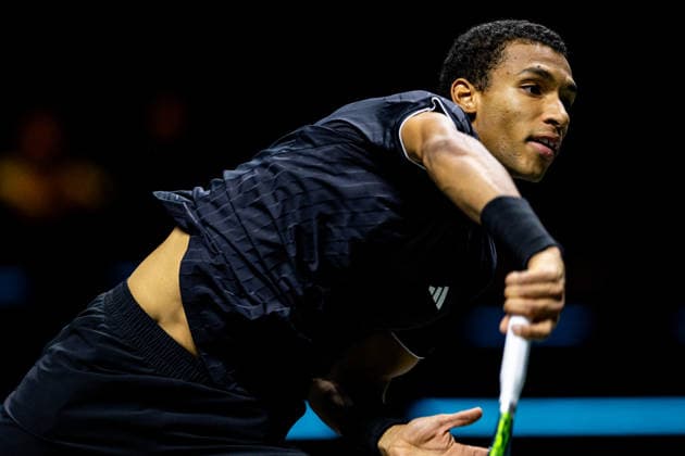ROTTERDAM, NETHERLANDS - FEBRUARY 11: Felix Auger-Aliassime of Canada serves in his Men s Singles First Round match against Alexei Popyrin of Australia during Day Three of the ABN AMRO Open at the Rotterdam Ahoy on February 11, 2026 in Rotterdam, Netherlands. (Photo by Rene Nijhuis) SPO  Copyright: xRenexNijhuis