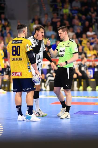 Scene with 80 THW Kiel and Gino Steenaerts 14 Rhein Neckar Löwen Rhein Neckar Löwen vs THW Kiel Copyright: xspeedshotx