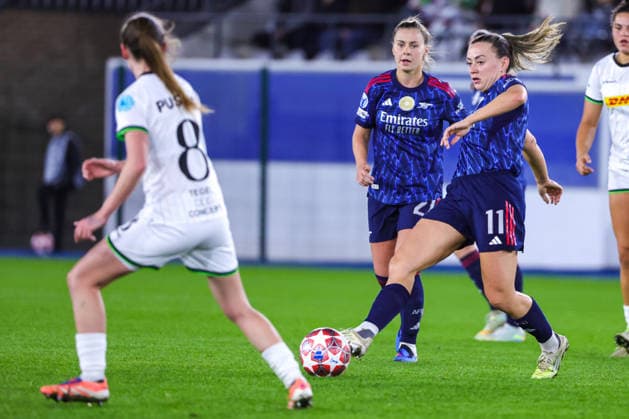 260211 UWCL OH Leuven vs Arsenal Katie McCabe (11) of Arsenal with the ball during the soccer match between OH Leuven (BEL) and Arsenal (ENG), KO play offs first leg, 2025-2026 season of UEFA Womens Champions League , on Wednesday 11 February 2026 in LEUVEN , Belgium . PHOTO SPORTPIX Sevil Oktem LEUVEN DEN DREEF Vlaams-Brabant Belgium  Copyright: xSportpix.bex xSevilxOktemxSevilxOktemx