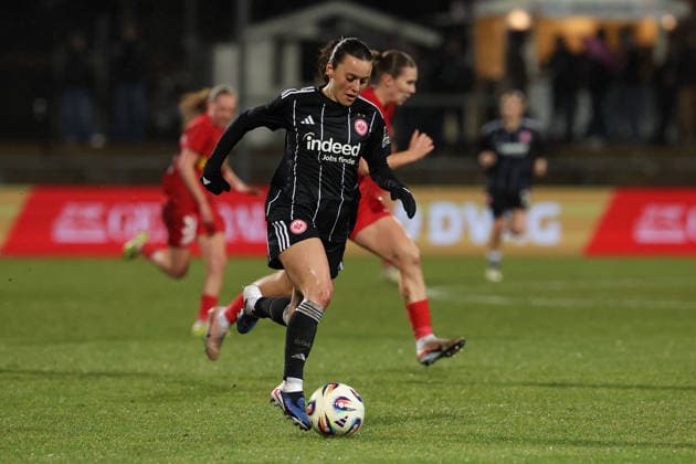 FBL UEFA Women™s Europa Cup 2025 26 Eintracht Frankfurt Nordsjaelland Hayley Raso Eintracht Frankfurt in action, with the ball during the Women™s Europa Cup match between Eintracht Frankfurt and Nordsaelland at Stadion am Brentanobad in Frankfurt am Main, Germany, February 11, 2026 Copyright: JoaquimxFerreira