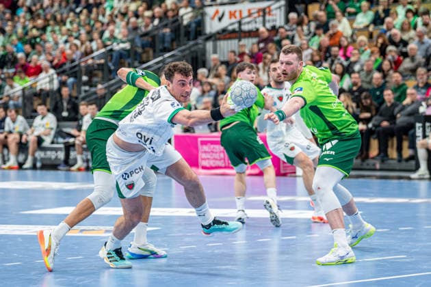 Handball Bundesliga HSG Wetzlar Füchse Berlin, 11 02 26 Lukas Herburger Füchse Berlin, 29 , Nikola Grahovac HSG Wetzlar, 2 , Filip Vistorop HSG Wetzlar, 4 Handball Bundesliga HSG Wetzlar Füchse Berlin Wetzlar, 11 02 26 Copyright: xBEAUTIFULxSPORTS Roeczeyx
