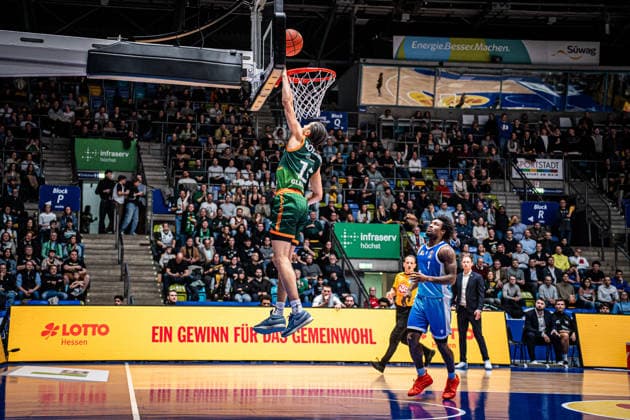 11 02 2026, xhfmx, Basketball easyCredit BBL Bundesliga, Frankfurt Skyliners VET CONCEPT Gladiators Trier Jordan Roland VET Concept Gladiators Trier DFL DFB REGULATIONS PROHIBIT ANY USE OF PHOTOGRAPHS as IMAGE SEQUENCES and or QUASI VIDEO Frankfurt am Main