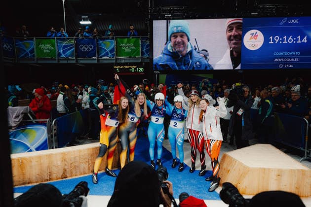 OLYMPICS - Winter Olympic Games, Olympische Spiele, Olympia, OS Milano Cortina 2026 CORTINA D AMPEZZO,ITALY,11.FEB.26 - OLYMPICS, LUGE - Winter Olympic Games Milano Cortina 2026, women, doubles. Image shows the rejoicing of Magdalena Matschina (GER), Dajana Eitberger (GER), Anfdrea Voetter (ITA), Marion Oberhofer (ITA), Selina Egle (AUT) and Lara Michaela Kipp (AUT).  GEPAxpictures xAlexanderxSolc