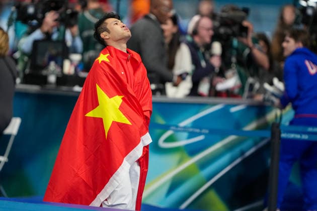 2026-02-11 - Milano Cortina 2026 Winter Olympics 1000m Men MILAN, ITALY - FEBRUARY 11: Zhongyan Ning of China during the 1000m Men on day 3 of the Milano Cortina 2026 Winter Olympics at the Milano Speed skating, Eisschnelllauf Arena on February 11, 2026 in Milan, Italy Milan Milano Speed Skating Arena Italy Content not available for redistribution in The Netherlands directly or indirectly through any third parties. Copyright: xAndrexWeeningx
