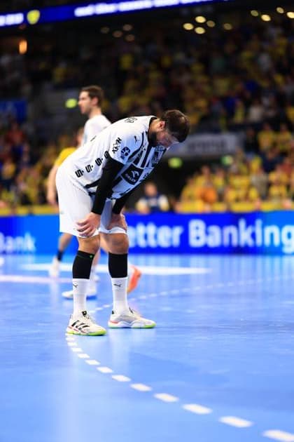Scene with players from Team THW Kiel Rhein Neckar Löwen vs THW Kiel Copyright: xspeedshotx
