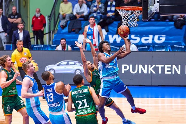 Basket shot Nahiem Alleyne Frankfurt Skyliners, 04 GER, Skyliners Frankfurt vs Gladiators Trier, Basketball, Matchday 19, EasyCredit Bundesliga, Season 2025 2026, 11 02 2026 GER, Skyliners Frankfurt vs Gladiators Trier, Basketball, Matchday 19, EasyCredit Bundesliga, Season 2025 2026, 11 02 2026 Frankfurt Main Copyright: xEibner-Pressefoto GeraldxOelze-dexStoppanyx EP_ODS