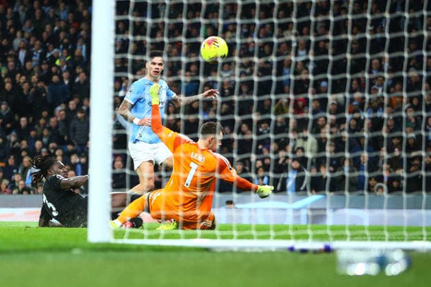Manchester City v Fulham, Premier League Nico O Reilly of Manchester City scores a GOAL 2-0 during the Manchester City v Fulham Premier League match at the Etihad Stadium, Manchester, England on 11 February 2026 Credit: Luke Williams Every Second Media Editorial use only. All images are copyright Every Second Media Limited. No images may be reproduced without prior permission. All rights reserved. Premier League and Football League images are subject to licensing agreements with Football DataCo Limited. see https: www.football-dataco.com Copyright: xIMAGO EveryxSecondxMediax ESM-1796-0018 LukexWilliamsx xEveryxSecondxMediax