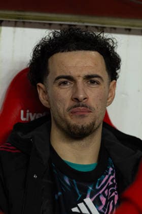 Football - FA Premier League - Sunderland AFC v Liverpool FC SUNDERLAND, ENGLAND - Wednesday, February 11, 2026: Liverpool s substitute Curtis Jones on the bench before the FA Premier League match between Sunderland AFC and Liverpool FC at the Stadium of Light. (Photo by David Rawcliffe Propaganda) SUNDERLAND Stadium of Light TYNE AND WEAR ENGLAND  Copyright: xDavidxRawcliffex P2026-02-11-Sunderland_Liverpool-49