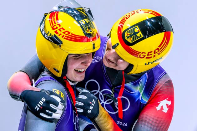 EITBERGER Dayana und MATSCHINA Magdalena Team GER Frauen Rodeln Doppelsitzer 2.Platz Olympics - Olympische Winterspiele 2026 Mailand - Cortina 06 - 22 Februar 2026 in Italien am 11.02.2026 in Cortina *** EITBERGER Dayana and MATSCHINA Magdalena Team GER Womens Luge Doubles 2nd place Olympics Olympic Winter Games 2026 Milan Cortina 06 February 22, 2026 in Italy on February 11, 2026 in Cortina Copyright: xx