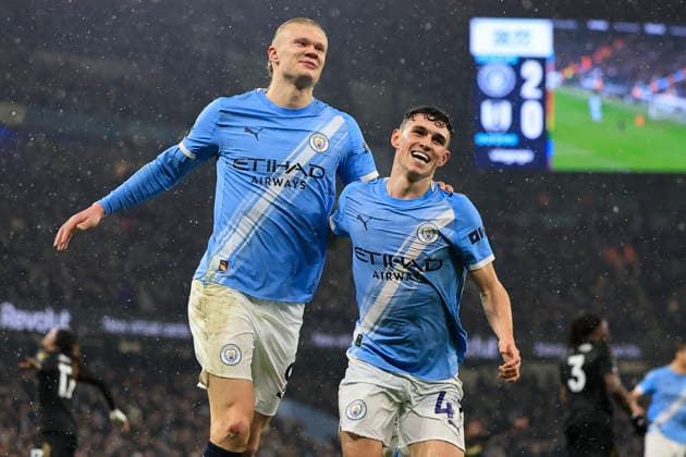 Manchester City v Fulham, Premier League Erling Haaland (9) of Manchester City celebrates scoring to make it 3-0 with Phil Foden (47) of Manchester City during the Premier League match between Manchester City and Fulham at the Etihad Stadium, Manchester, UK on 11 February 2026. Manchester Etihad Stadium Manchester UK Editorial use only DataCo restrictions apply See www.football-dataco.com , Copyright: xConorxMolloyx PSI-23725-0028