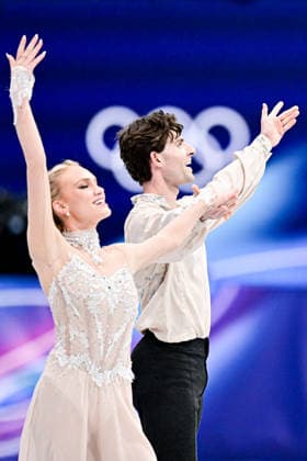 Phebe BEKKER & James HERNANDEZ (GBR), during Ice Dance Free Dance, at the Olympic Winter games, Winterspiele,Spiele, Summer games Milano Cortina 2026, at Milano Ice Skating Arena, on February 11, 2026 in Milan, Italy. Noxthirdxpartyxsales  aflo_319388642