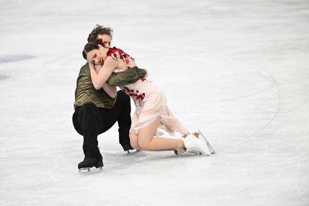 CARREIRA Christina PONOMARENKO Anthony (USA) during Figure skating, Eiskunstlauf Ice Dance, Olympic Winter games, Winterspiele,Spiele, Summer games Milano-Cortina 2026 in Milan, Italy, February 11 2026  Copyright: xFilippoxTomasi IPAxSportx xipa-agency.netx xx IPA_71331334 IPA_Agency_IPA71331334