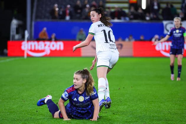 260211 UWCL OH Leuven vs Arsenal Victoria Pelova (21) of Arsenal and Aurelie Reynders (10) of OH Leuven pictured during the soccer match between OH Leuven (BEL) and Arsenal (ENG), KO play offs first leg, 2025-2026 season of UEFA Womens Champions League , on Wednesday 11 February 2026 in LEUVEN , Belgium . PHOTO SPORTPIX Sevil Oktem LEUVEN DEN DREEF Vlaams-Brabant Belgium  Copyright: xSportpix.bex xSevilxOktemxSevilxOktemx