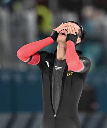 (260211) -- MILAN, Feb. 11, 2026 -- Ning Zhongyan of China reacts after the Speed skating, Eisschnelllauf men s 1000m competition at the Milan-Cortina 2026 Olympic Winter games, Winterspiele,Spiele, Summer games in Milan, Italy, Feb. 11, 2026. ) (MICO2026)ITALY-MILAN-OLYMPIC WINTER GAMES-SPEED SKATING-MEN S 1000M WuxWei 