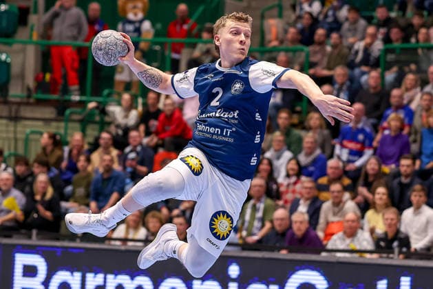 11 02 2026, Handball, 1 HBL, Bergischer HC MT Melsungen, 20 Matchday, Uni Halle Wuppertal Noah Beyer BHC 02 throws the ball at the goal North Rhine-Westphalia Germany