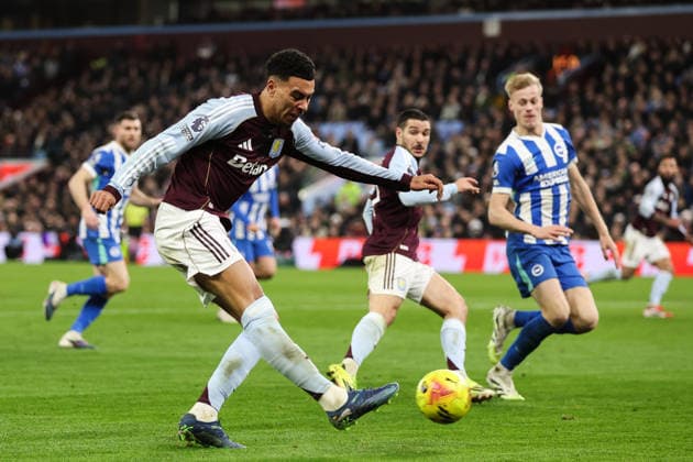 Birmingham, England, 11th February 2026. Morgan Rogers of Aston Villa crosses the ball during the Aston Villa vs Brighton and Hove Albion Premier League match at Villa Park, Birmingham. Picture credit should read: Gareth Evans Sportimage EDITORIAL USE ONLY. No use with unauthorised audio, video, data, fixture lists, club league logos or live services. Online in-match use limited to 120 images, no video emulation. No use in betting, games or single club league player publications. SPI_033_GE_AVL_vs_BHA SPI-4521-0033