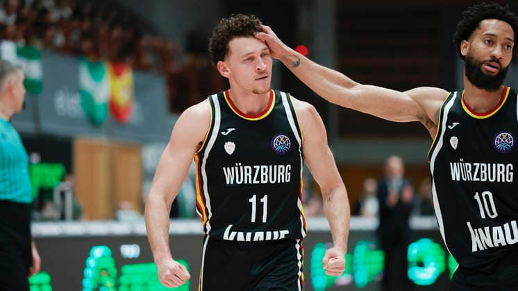 In the picture from left Brae Ivey Wuerzburg Baskets, 11 and Davion Mintz Wuerzburg Baskets, 10 11 02 2026, Fitness First Wuerzburg Baskets vs Unicaja Malaga, Basketball Champions League, Round of 16, Group K, Matchday 4, Germany, 97072, tectake Arena Wuerzburg, Copyright: HMBxMedia xJulienxBecker