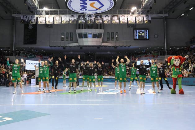 11 02 2026, xtgx, Handball, Daikin HBL, SC Magdeburg TBV Lemgo v l Magdeburg Cheering about the victory, cheering after the end of the game Magdeburg
