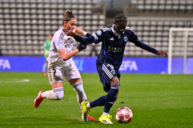FOOTBALL : Paris FC vs Real Madrid - Champions League Dames - 11 02 2026 Melween Ndongala ( 18 - PFC ) and Athenea ( 7 - Real Madrid ) during the UEFA Women s Champions League match between Paris FC and Real Madrid CF at Stade Charlety on February 11, 2026 in Paris, France. ( Photo by Federico Pestelini PsnewZ ) - ParisFrance  Copyright: xFedericoxPestelinix