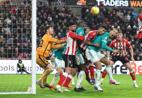Sunderland, England, 11th February 2026. Virgil Van Dyke of Liverpool heads wide during the Sunderland vs Liverpool Premier League match at the Stadium Of Light, Sunderland. Picture credit should read: Nigel Roddis Sportimage EDITORIAL USE ONLY. No use with unauthorised audio, video, data, fixture lists, club league logos or live services. Online in-match use limited to 120 images, no video emulation. No use in betting, games or single club league player publications. SPI_008_NR_SUND_LIVE SPI-4522-0008
