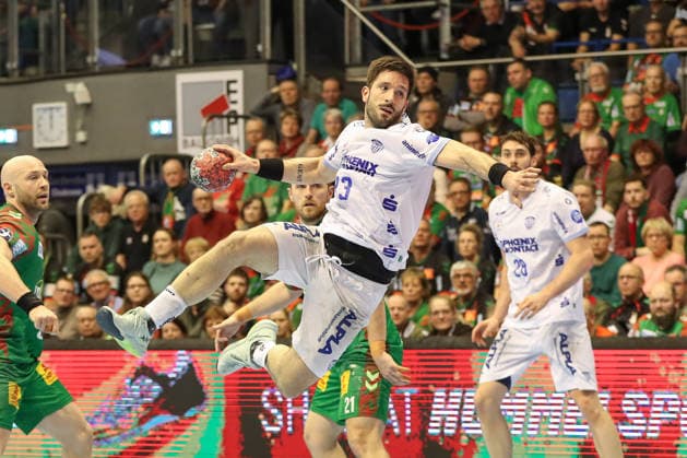 11 02 2026, xgox, Handball Daikin HBL SC Magdeburg TBV Lemgo Lippe emspor, v l Tim Suton Lemgo, 23 throws goal, Torschuetze, scores goal, Treffer, scores the goal Magdeburg