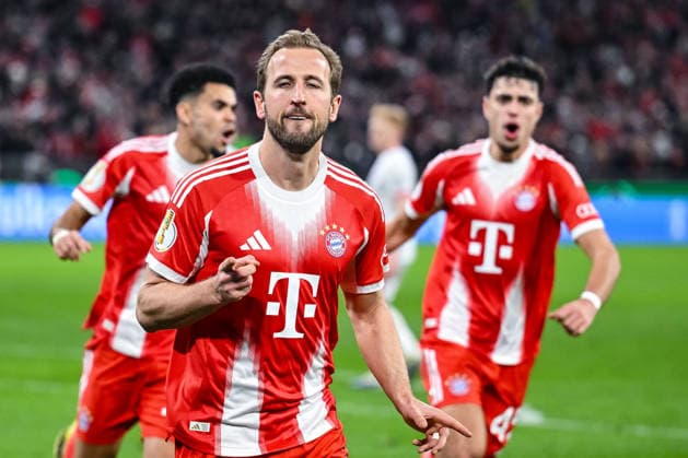 Harry Kane (FC Bayern München) Torjubel, jubelt mit seiner Mannschaft nach treffer zum 1:0 waehrend des spiels des DFB Pokal Viertelfinale zwischen FC Bayern München und RB Leipzig, Allianz Arena am 11. February 2026 in München, Deutschland. (Foto von Harry Langer DeFodi Images) +++ Harry Kane (FC Bayern München) celebrates after scoring his team s first goal during the DFB Cup Quarter-final match between FC Bayern München and RB Leipzig at Allianz Arena on February 11, 2026 in München, Germany. (Photo by Harry Langer DeFodi Images) DFL regulations prohibit any use of photographs as image sequences and or quasi-video. (Photo by Harry Langer DeFodi Images) DFL regulations prohibit any use of photographs as image sequences and or quasi-video. - *** Harry Kane FC Bayern Munich celebrates after scoring his team s first goal during the DFB Cup Quarter final match between FC Bayern Munich and RB Leipzig, Allianz Arena on February 11, 2026 in Munich, Germany Photo by Harry Langer DeFodi Images Harry Kane FC Bayern Munich celebrates after scoring his team s first goal during the DFB Cup Quarter final match between FC Bayern Munich and RB Leipzig at Allianz Arena on February 11, 2026 in München, Germany Photo by Harry Langer DeFodi Images DFL regulations prohibit any use of photographs as image sequences and or quasi video Photo by Harry Langer DeFodi Images DFL regulations prohibit any use of photographs as image sequences and or quasi video