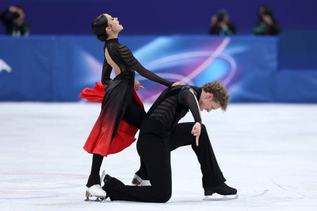 Madison Chock Evan Bates (USA) during the Olympic Winter games, Winterspiele,Spiele, Summer games Milano-Cortina 2026, Figure skating, Eiskunstlauf Ice Dance on February 11, 2026 at Milano Ice Skating Arena in Milan  Copyright: xFabrizioxCarabelli IPAxSportx xipa-agency.netx xx IPA_71336209 IPA_Agency_IPA71336209