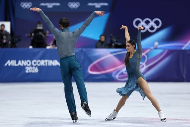 Laurence Fournier Beaudry Guillaume Cizeron (FRA) during the Olympic Winter games, Winterspiele,Spiele, Summer games Milano-Cortina 2026, Figure skating, Eiskunstlauf Ice Dance on February 11, 2026 at Milano Ice Skating Arena in Milan  Copyright: xFabrizioxCarabelli IPAxSportx xipa-agency.netx xx IPA_71336547 IPA_Agency_IPA71336547