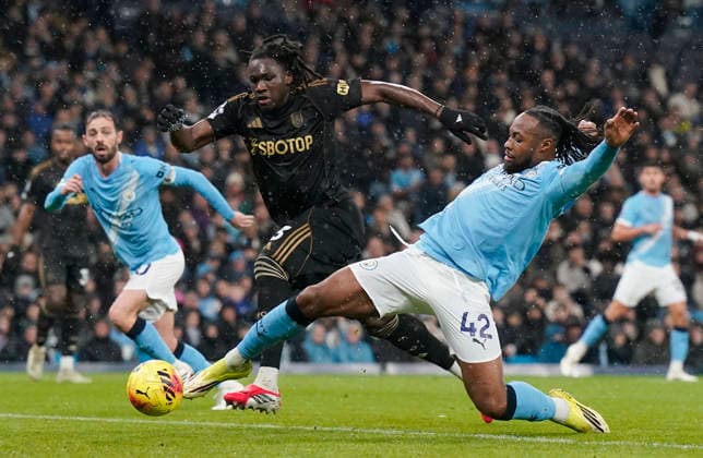 Manchester, England, 11th February 2026. Antoine Semenyo of Manchester City scores the opening goal during the Manchester City vs Fulham Premier League match at the Etihad Stadium, Manchester. Picture credit should read: Andrew Yates Sportimage EDITORIAL USE ONLY. No use with unauthorised audio, video, data, fixture lists, club league logos or live services. Online in-match use limited to 120 images, no video emulation. No use in betting, games or single club league player publications. SPI_047_AY_MAN_CITY_FULHAM SPI-4519-0047